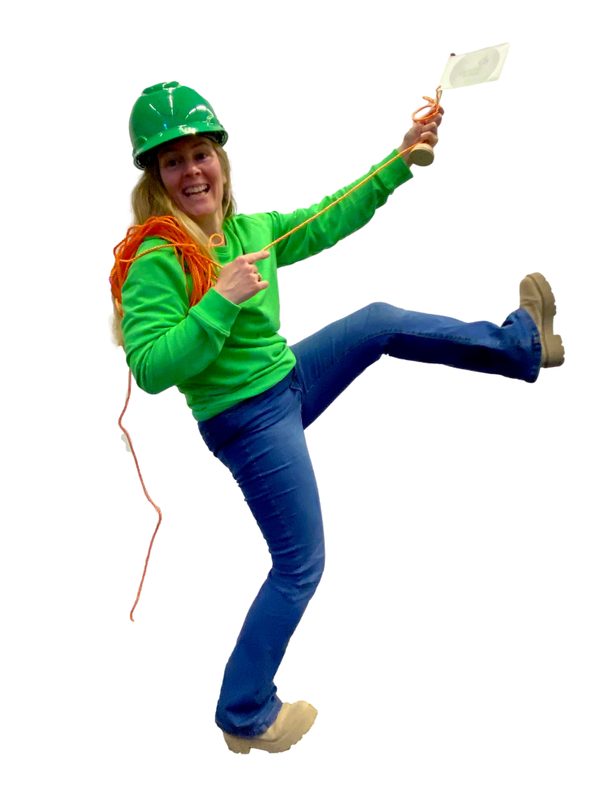 De Centraal Beheer mascotte vol energie — vooruit, vooruit, vooruit